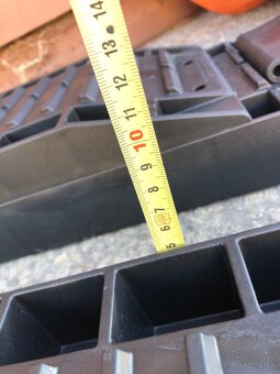 Vyrovnávacie kliny pod karavan - 9