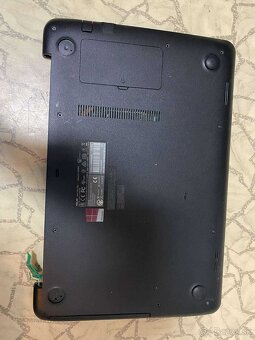Predám funkční notebook asus x556uq dm479t i5 7 gen 8 gb ram - 9