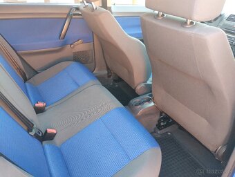 Volkswagen Polo - 9