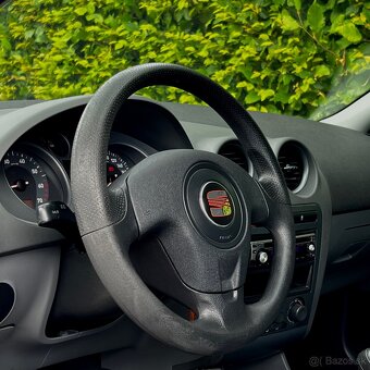 Seat Ibiza 1.4i - 9