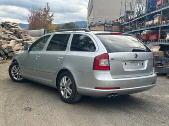 Škoda Octavia 2 VRS CEGA na náhradne diely - 9