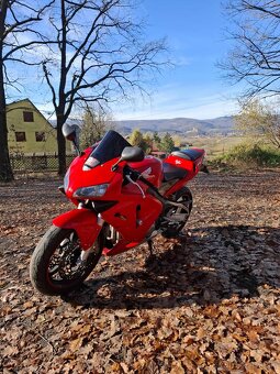 Honda cbr 600rr - 9