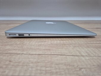 MacBook Air (13-inch, 2017) /Intel Core i5/8GB RAM/128GB SSD - 9