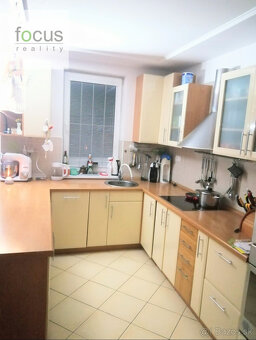 Predám RD v tichej lokalite mesta Handlová - 9