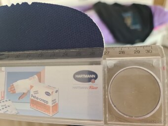 asics tenisky 40.5 velkost - 9