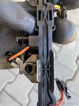 Predám diely 2.0tdi PD - 9