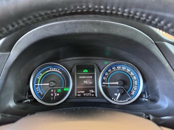 Toyota Auris 1.8 Hybrid Automat 91 tisíc km - 9