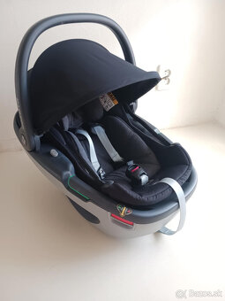 Vajicko Maxi-Cosi Coral 360 Essential Black - 9