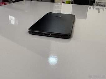 iPhone 7 32GB Black velmi dobry stav - 9