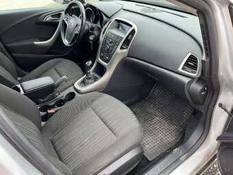 Predám Opel Astra J - 9