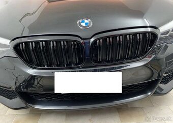 CIERNA MASKA GRIL BMW rad 5 model G30 G31 G38 - 9