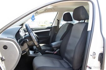 Škodu Octavia Combi 1.6 TDI CR DPF - 9