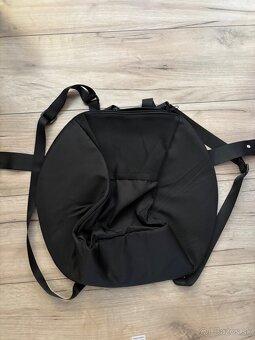 Doona autosedacka s isofixom - 9