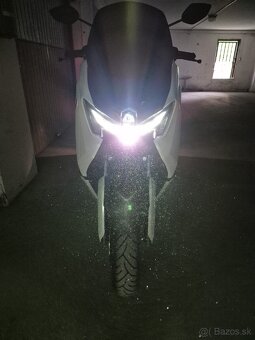 Yamaha Nmax 125cm³ - 9