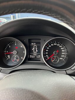 Predám VW Golf 6 tdi 1.6 77kw CR r. 12/2011 - 9