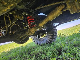 Nissan Patrol Y60 - 9