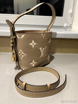 Louis Vuitton bucket bag - 9