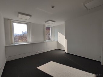 Svetlý kancelársky celok, 330m2, Hurbanovo Námestie/Obchodná - 9