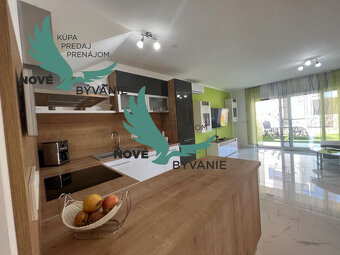 Novostavba trojpodlažný apartmán so záhradou aj strešnou ter - 9