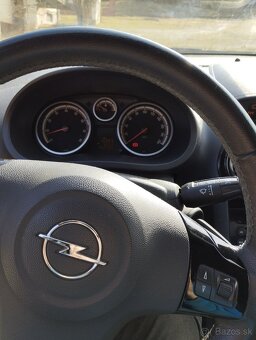 Opel Corsa - 9