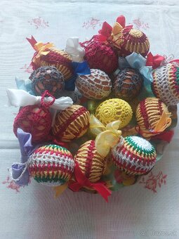 veľkonočné vajíčka a obrusy - 9