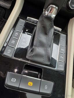Škoda Superb Combi 2.0 TDI Laurin & Klement 4x4 DSG - 9
