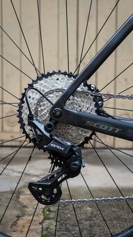 Scott Addict Gravel 40, farba python black. Veľkosť 54 / M - 9