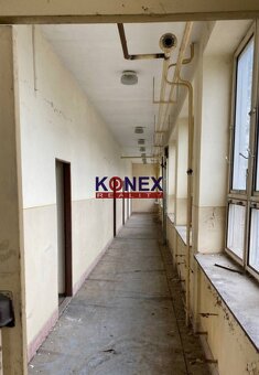 Na prenájom/predaj – priemyselné pozemky s budovami, Strážsk - 9