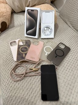 iPhone 15 Pro Max, 256GB - 9