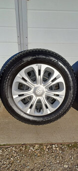 Predám ZIMNÚ SADU SUZUKI 5x114,3 ET50 215/60 r16 - 9