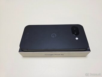 Google Pixel 9a 8 GB/128 GB Obsidian - 9
