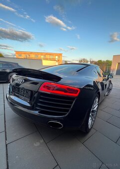 Audi R8 4.2 FSI EXKLUSIVNÍ KUS - 9