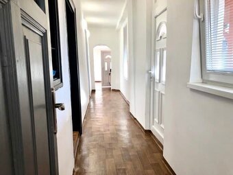 Prerobený 4-izbový rodinný dom, Marcelová - 9