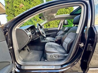 Škoda Superb COMBI 2.0TDi 125kw DSG 4x4+Panorama+Webasto+Top - 9