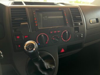 Caravelle Multivan, transporter 4x4 Slovenské auto T5 - 9