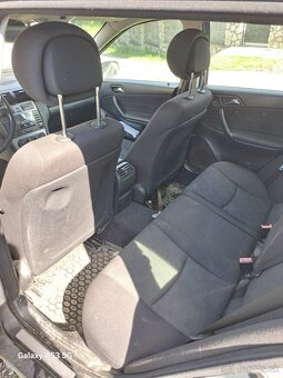 Mercedes C220 - 9