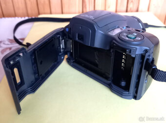 fotoaparáty Canon, Olympus - 9