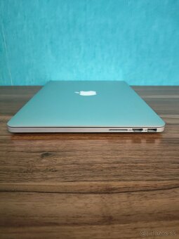 MacBook Pro 2015 13" | i5 • 8GB • 256GB SSD - 9