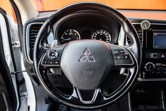 Mitsubishi Outlander 2.2 DI-D, 4X4, AT/6. 110kW - 9