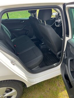 Predam skoda Rapid - 9