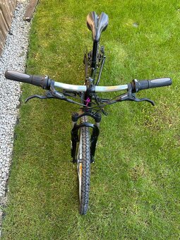 Krásny dievciensky bicykel Specialized Hotrock 24” - 9
