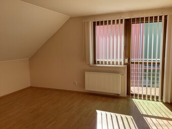 ZNÍŽENÁ CENA 7i RD v exkluzívnej lokalite Piešťan FLOREÁT - 9