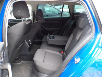 Škoda Octavia 2,0 TDI 1.MAJITEL ČR-DPH - 9
