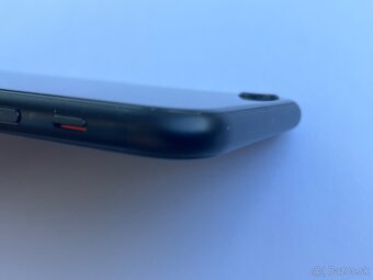 Apple iPhone SE 2020 128GB čierny / batt. 85% - 9