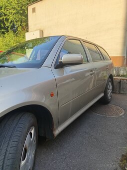 Predám Škoda Octavia combi 1,6 benzín 75 kw - 9