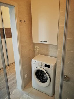 Zariadený 1 izb. byt s parkingom v novostavbe Slávičia ul.,  - 9