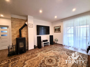 Na predaj nádherný 3-izbový dom so zastrešenou terasou v obc - 9