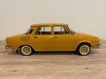 Škoda 100 1:8 DeAgostini - 9