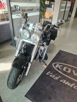 TRIUMPH THUNDERBIRD COMMANDER - 9