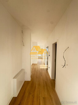 Predám moderný penthouse s veľkými terasami v Nových Zámkoch - 9